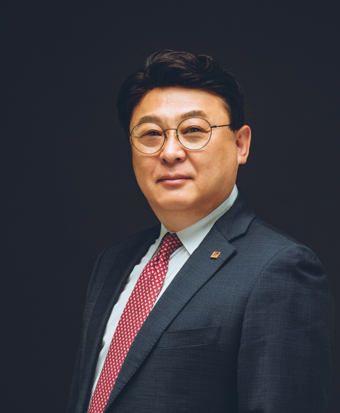 국제교류원장 프로필사진