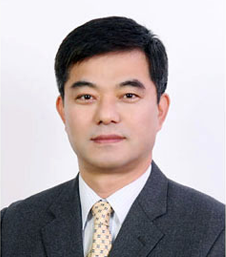 김동룡 교수 사진