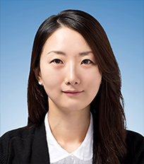 Sophia S. Kang 교수 사진