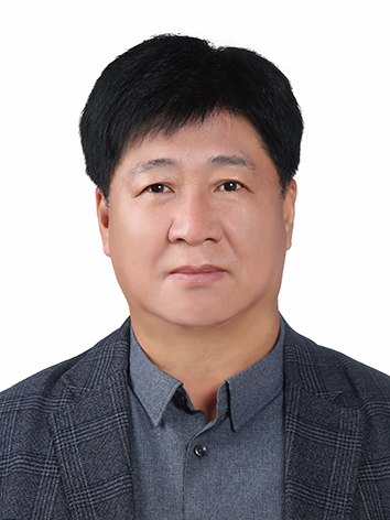 이동한 교수 사진