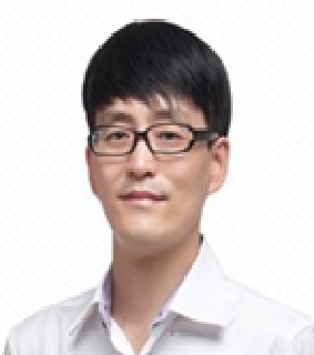 김윤환 교수 사진